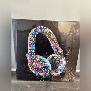 Graffiti music and gaming headphone painting